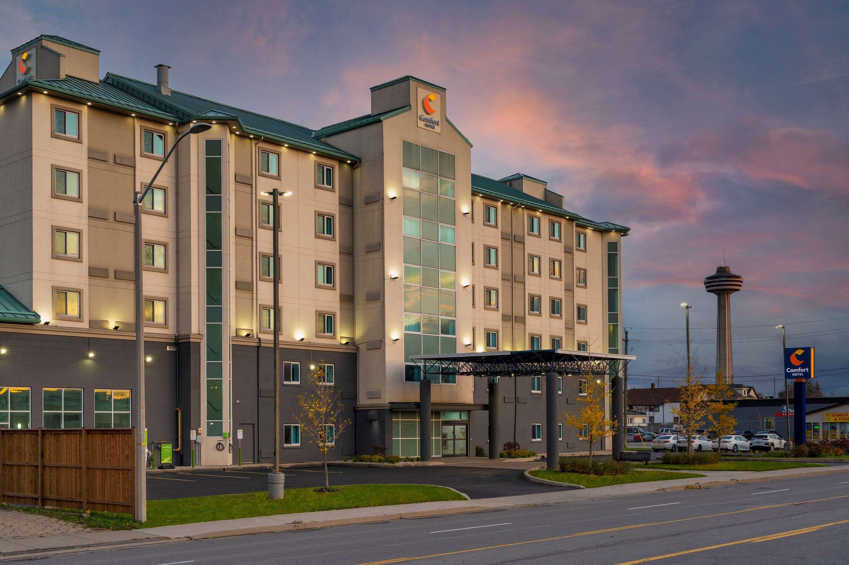 Comfort Hotel Niagara Falls Exterior foto